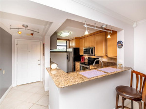 111 Lake Emerald Drive, 406, Oakland Park, FL 33309