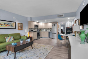 1901 N Andrews Avenue, 102, Wilton Manors, FL 33311