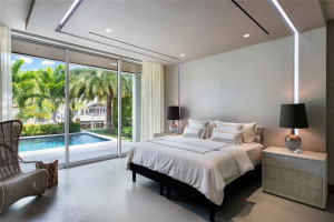 650 Royal Plaza Drive, Fort Lauderdale, FL 33301