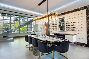 650 Royal Plaza Drive, Fort Lauderdale, FL 33301