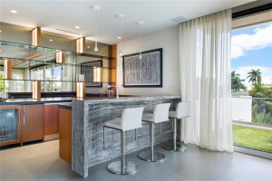 650 Royal Plaza Drive, Fort Lauderdale, FL 33301