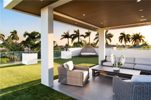 650 Royal Plaza Drive, Fort Lauderdale, FL 33301