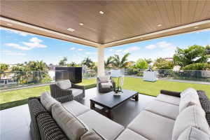 650 Royal Plaza Drive, Fort Lauderdale, FL 33301