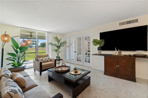 5301 NW 2nd Avenue, 104, Boca Raton, FL 33487