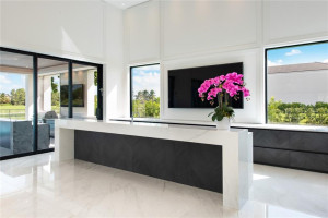 3900 Country Club Lane, Fort Lauderdale, FL 33308