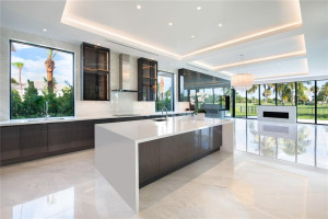 3900 Country Club Lane, Fort Lauderdale, FL 33308