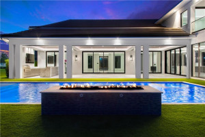 3900 Country Club Lane, Fort Lauderdale, FL 33308