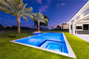 3900 Country Club Lane, Fort Lauderdale, FL 33308