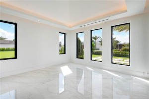 3900 Country Club Lane, Fort Lauderdale, FL 33308