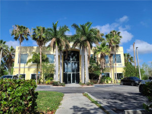 Photo for 4450 NW 126th Avenue, 101, Coral Springs, FL 33065 - Listing #FX-10305613 4450 NW 126th Avenue, 101, Coral Springs, FL 33065