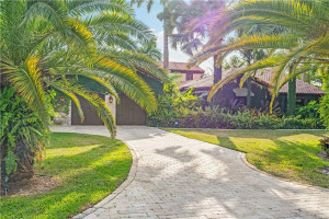 Photo for 11520 Griffing Boulevard, Biscayne Park, FL 33161 - Listing #FX-10329836 11520 Griffing Boulevard, Biscayne Park, FL 33161