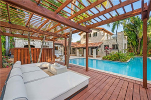 Photo for 11520 Griffing Boulevard, Biscayne Park, FL 33161 - Listing #FX-10329836 11520 Griffing Boulevard, Biscayne Park, FL 33161