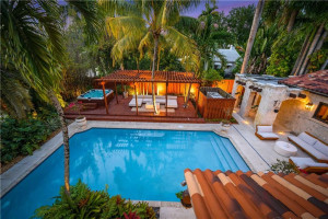 Photo for 11520 Griffing Boulevard, Biscayne Park, FL 33161 - Listing #FX-10329836 11520 Griffing Boulevard, Biscayne Park, FL 33161