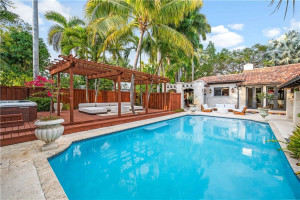 Photo for 11520 Griffing Boulevard, Biscayne Park, FL 33161 - Listing #FX-10329836 11520 Griffing Boulevard, Biscayne Park, FL 33161
