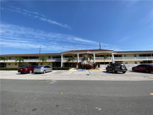 2121 NE 68th Street, 204, Fort Lauderdale, FL 33308