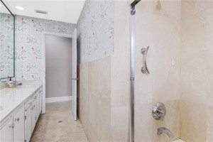Photo for 16609 Golfview Drive, Weston, FL 33326 - Listing #FX-10329973 16609 Golfview Drive, Weston, FL 33326