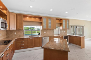 Photo for 16609 Golfview Drive, Weston, FL 33326 - Listing #FX-10329973 16609 Golfview Drive, Weston, FL 33326