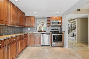 820 NE 25th Avenue, 67, Hallandale Beach, FL 33009