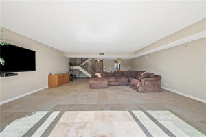 820 NE 25th Avenue, 67, Hallandale Beach, FL 33009