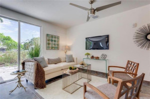 1558-1572 NE 34th Court 1558-1572, Oakland Park, FL 33334