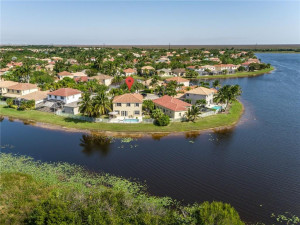 Photo for 576 Willow Bend Road, Weston, FL 33327 - Listing #FX-10329131 576 Willow Bend Road, Weston, FL 33327