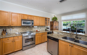 Photo for 576 Willow Bend Road, Weston, FL 33327 - Listing #FX-10329131 576 Willow Bend Road, Weston, FL 33327