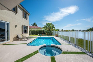 Photo for 576 Willow Bend Road, Weston, FL 33327 - Listing #FX-10329131 576 Willow Bend Road, Weston, FL 33327