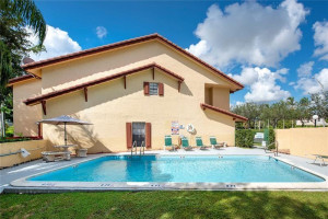 Photo for 10942 W Sample Road, E1, Coral Springs, FL 33065 - Listing #FX-10330809 10942 W Sample Road, E1, Coral Springs, FL 33065