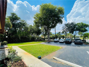 Photo for 10942 W Sample Road, E1, Coral Springs, FL 33065 - Listing #FX-10330809 10942 W Sample Road, E1, Coral Springs, FL 33065