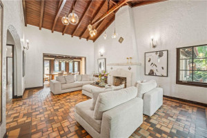 Photo for 11520 Griffing Boulevard, Biscayne Park, FL 33161 - Listing #FX-10329836 11520 Griffing Boulevard, Biscayne Park, FL 33161