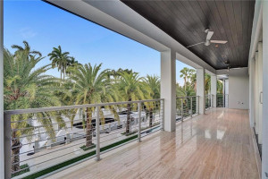 2401 Castilla Isle, Fort Lauderdale, FL 33301