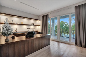 2401 Castilla Isle, Fort Lauderdale, FL 33301