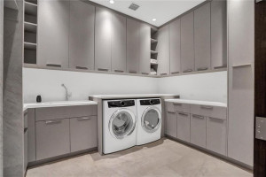 2401 Castilla Isle, Fort Lauderdale, FL 33301