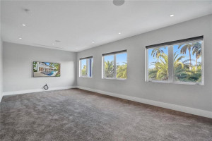 2401 Castilla Isle, Fort Lauderdale, FL 33301