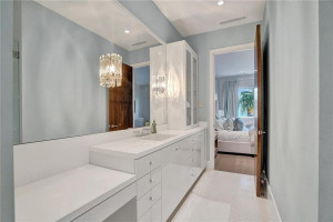 2401 Castilla Isle, Fort Lauderdale, FL 33301