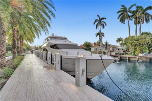 2401 Castilla Isle, Fort Lauderdale, FL 33301