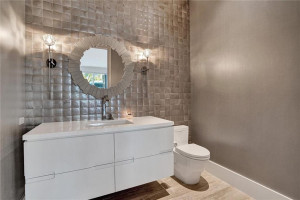 2401 Castilla Isle, Fort Lauderdale, FL 33301