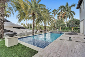 2401 Castilla Isle, Fort Lauderdale, FL 33301