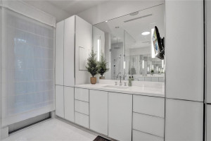 2401 Castilla Isle, Fort Lauderdale, FL 33301