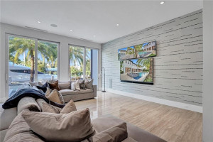 2401 Castilla Isle, Fort Lauderdale, FL 33301