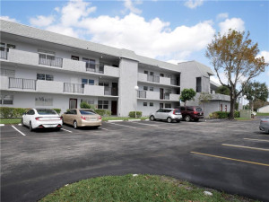 Photo for 8105 NW 61st Street, 104, Tamarac, FL 33321 - listing #FX-10321463 8105 NW 61st Street, 104, Tamarac, FL 33321