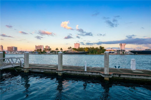 709 Idlewyld Drive, Fort Lauderdale, FL 33301