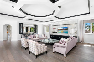 709 Idlewyld Drive, Fort Lauderdale, FL 33301