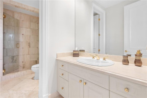 709 Idlewyld Drive, Fort Lauderdale, FL 33301