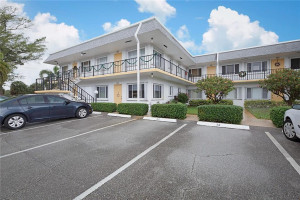 3000 Lake Osborne Drive, 203, Lake Worth Beach, FL 33461