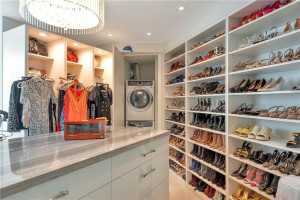 2890 NE 28 Street, Fort Lauderdale, FL 33306