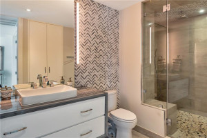 2890 NE 28 Street, Fort Lauderdale, FL 33306