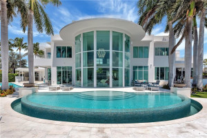 2890 NE 28 Street, Fort Lauderdale, FL 33306