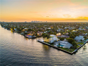 2890 NE 28 Street, Fort Lauderdale, FL 33306