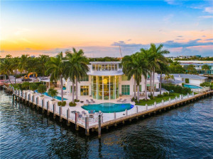 2890 NE 28 Street, Fort Lauderdale, FL 33306